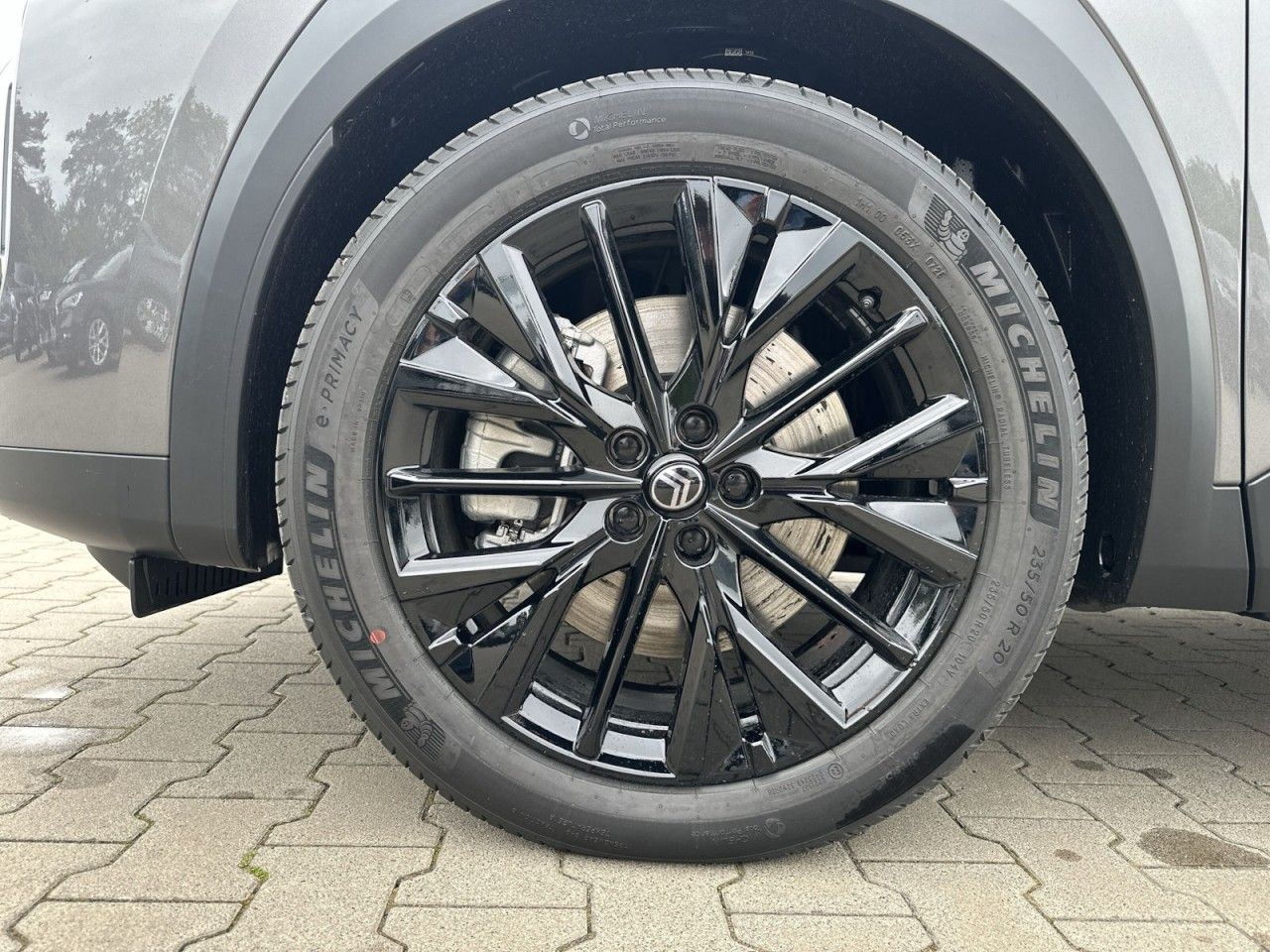 Fahrzeugabbildung Citroën C5 Aircross Elektro 210 Komfort-Range Team D - mit KI generiert/bearbeitet