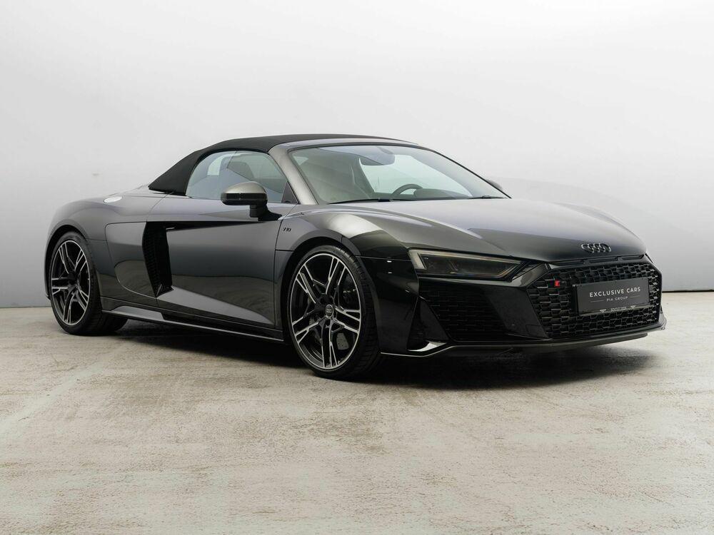 Audi R8 5.2 FSI RWD performance