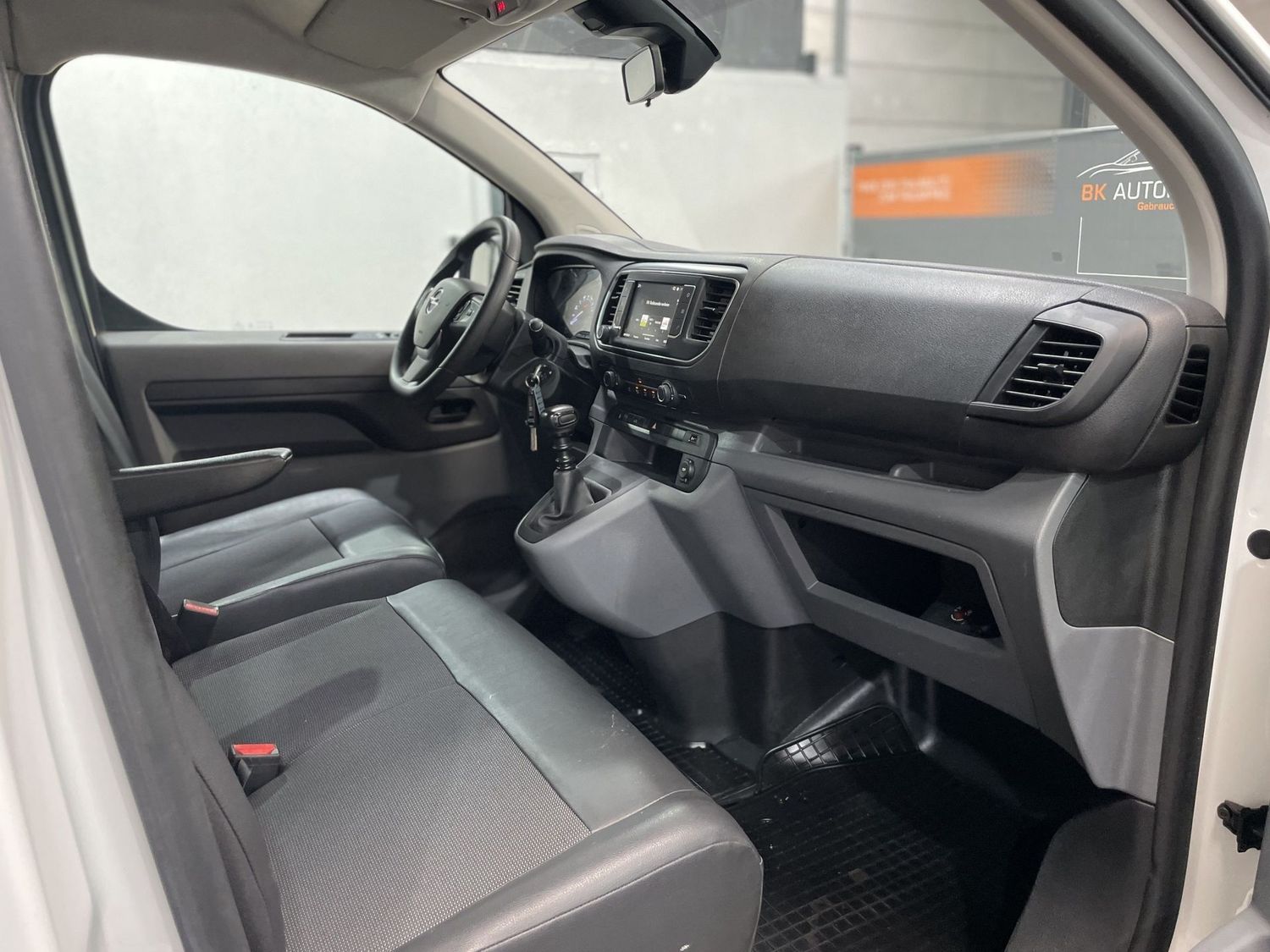 Fahrzeugabbildung Opel Vivaro Edition  L3 Sortimo#Kamera#CarPlay#Klima
