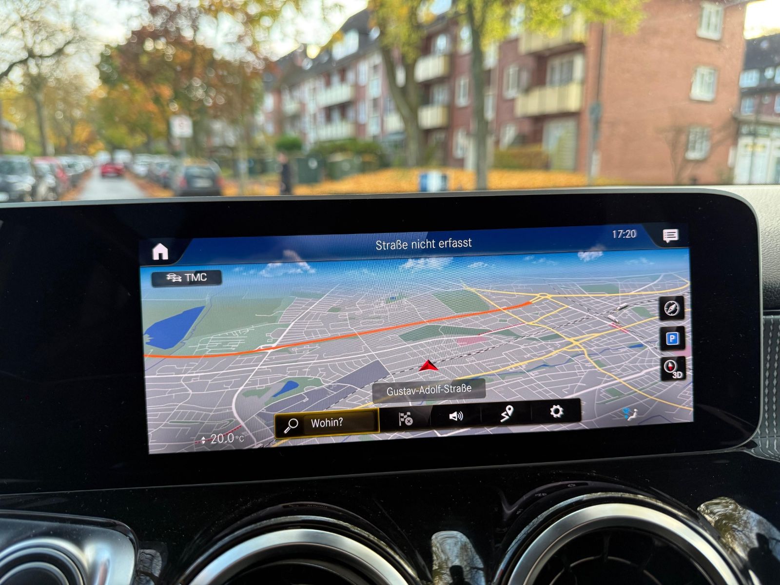 Fahrzeugabbildung Mercedes-Benz GLB 200  GLB 200 d*MEMORY*LED*CAM*CARPLAY*
