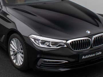 Fahrzeugabbildung BMW 540i xDr Tour Luxury Line HI-FI HUD DAB Panorama