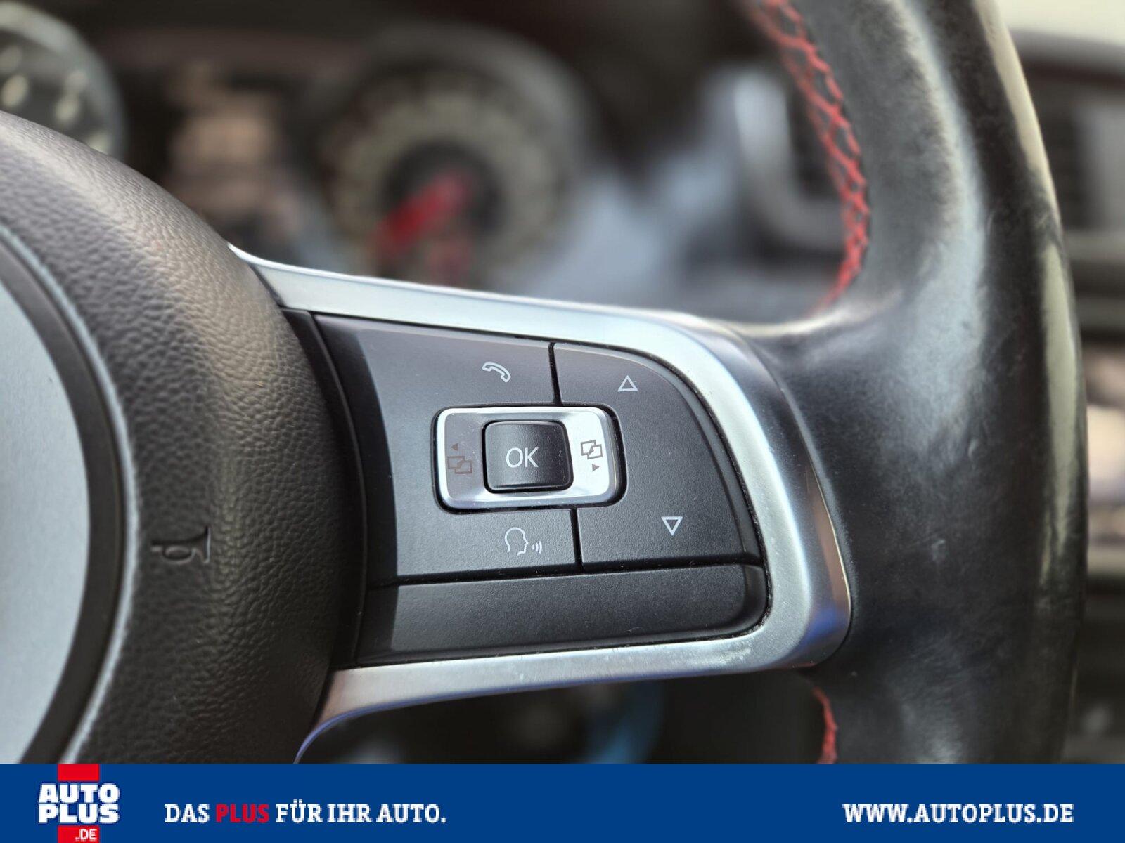 Volkswagen Golf GTI Performance PDC+SITZHZG+XENON+1. HAND+G