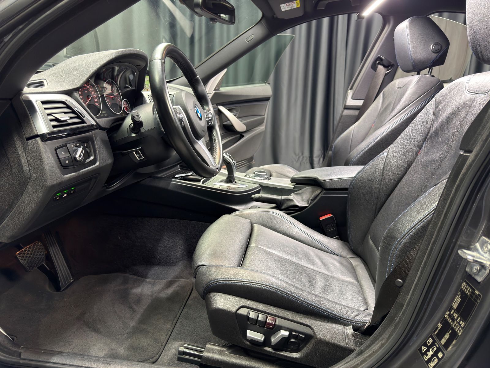 Fahrzeugabbildung BMW 340i GT xDrive M Sport|LEDER|NAVI|HEAD-UP|AHK|