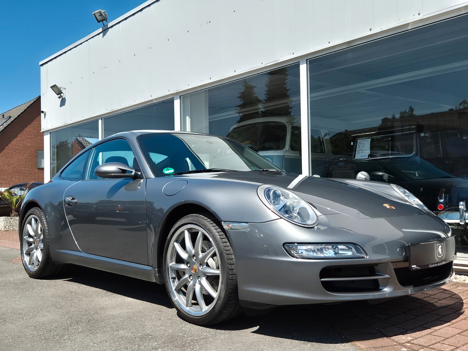 Fahrzeugabbildung Porsche 997 Carrera/Dt./Historie/Meteor Grau/Top