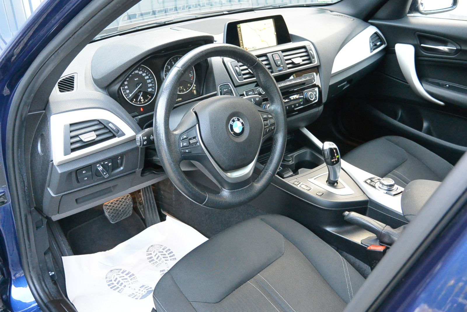BMW 120 i Advantage Kamera Schiebedach LED HiFi foto 8