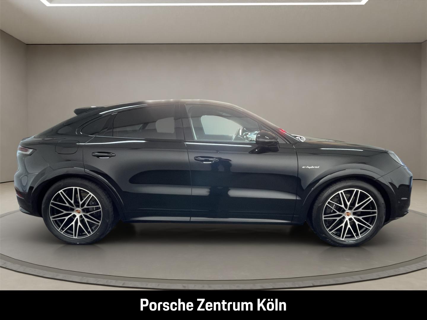 Porsche Cayenne E-Hybrid Coupe Black Edition InnoDrive