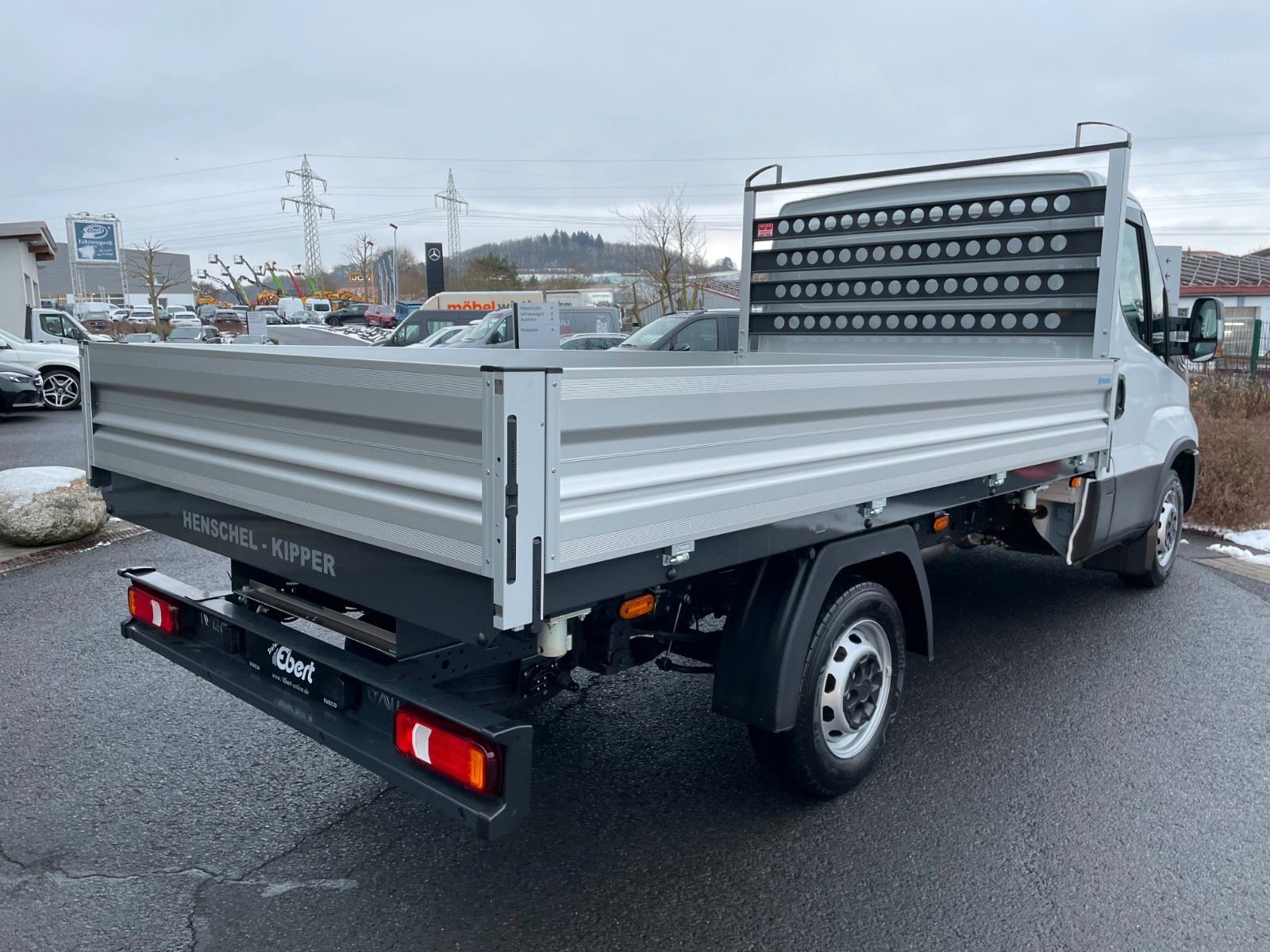 Fahrzeugabbildung Iveco Daily 35S14 A8*R3.450mm*Automatik*3Sitze*