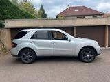 Mercedes-Benz Mercedes ml320cdi v6 224ch - Mercedes-Benz ML 320 in Frankfurt (Main)