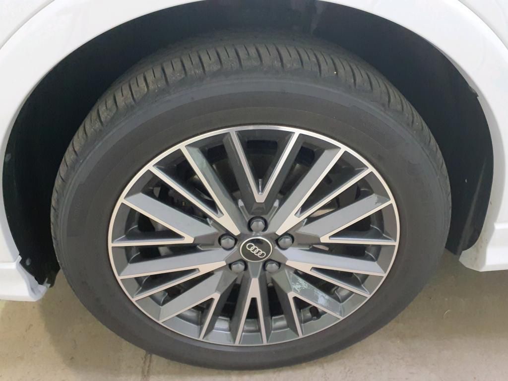 Audi Q3 S line quattro 2.0 40 TFSI AHK*Tempo*PDC*SH