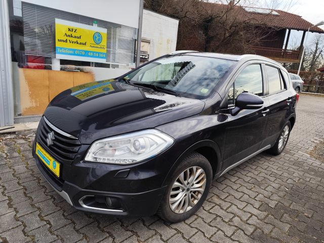 Suzuki (SX4) S-Cross 4x4 Navi Xenon Panor Ahk Leder