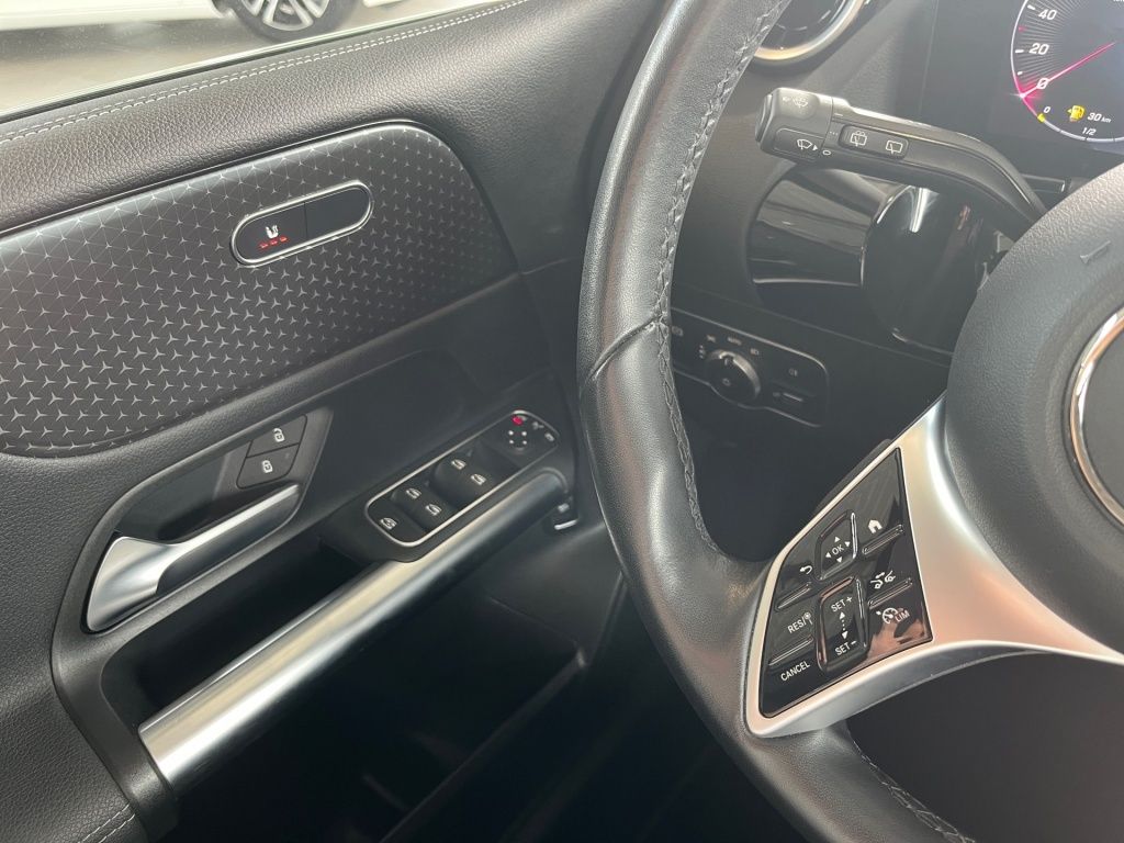 Fahrzeugabbildung Mercedes-Benz B 220 4M Progressive Navi LED SHZ SpurH ParkAss