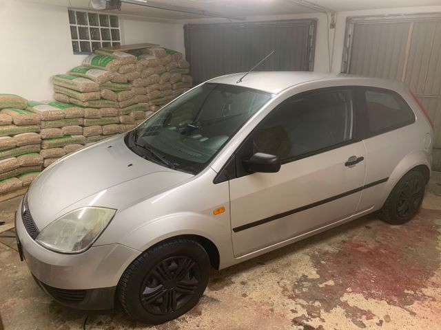 Ford Fiesta 1.3 51 kW -