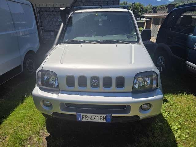 Suzuki Jimny 2004 — rear view