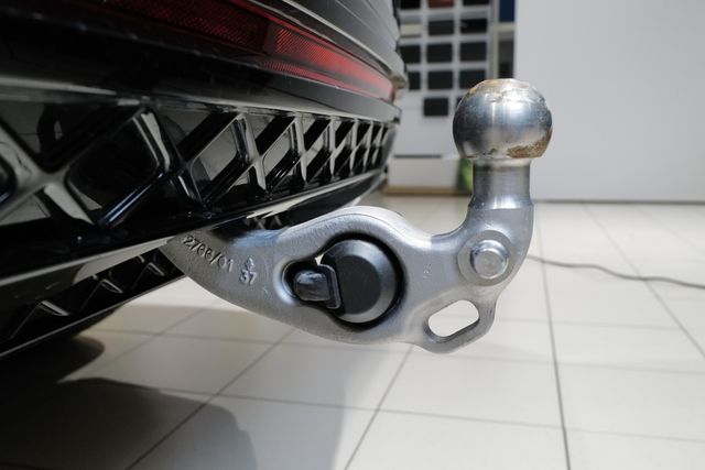 Volkswagen Touareg 3.0TDI R-Line Allradlenk AHK StdHz Keyle