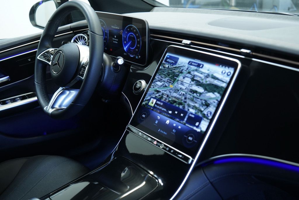 Mercedes Benz Eqe