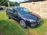 Ford Focus Turnier 1.6 - Ford Focus aus 2005: Turnier