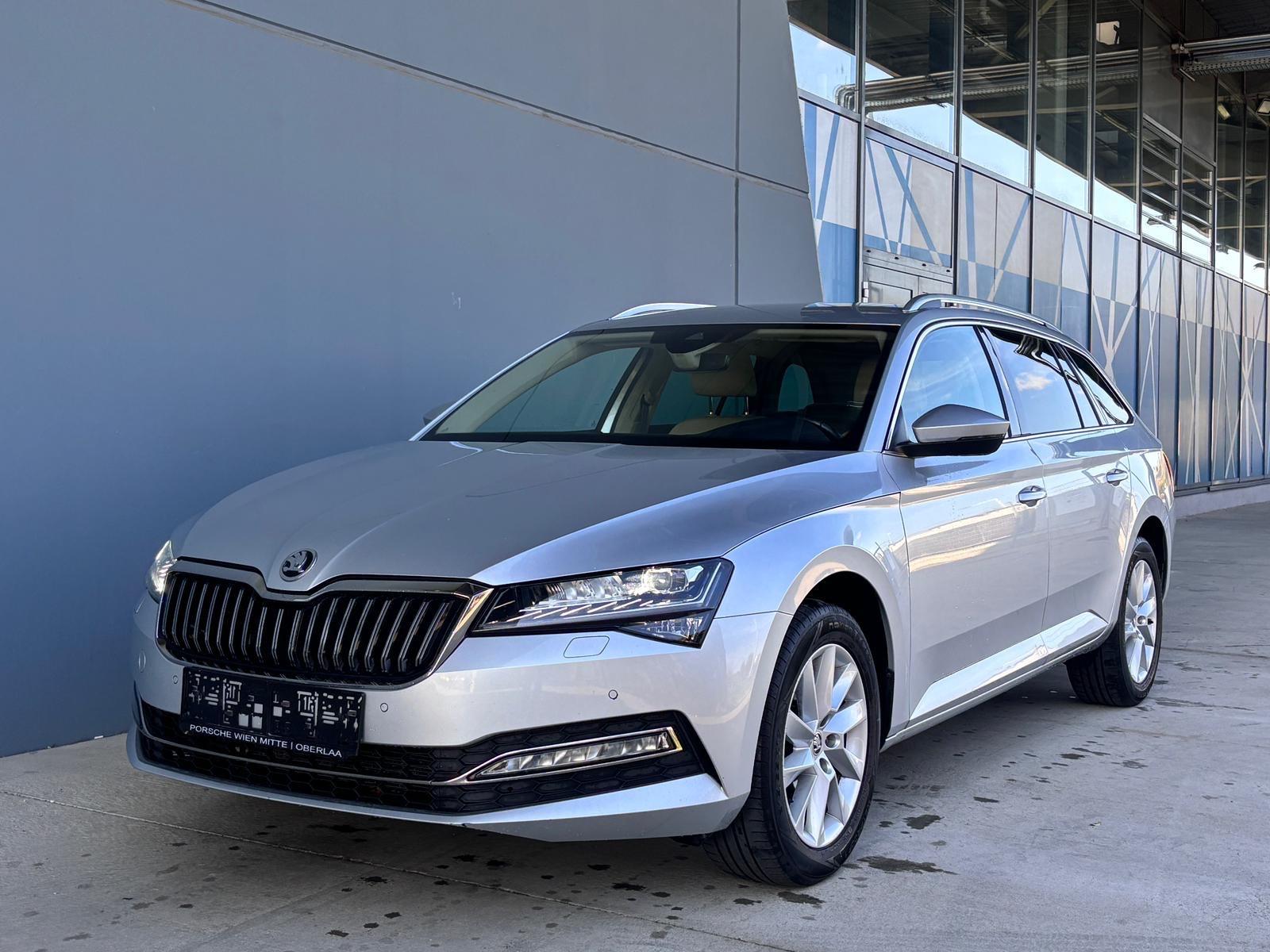 Skoda Superb 2,0TDIStyle MATRIX VIRTUAL KAMERA AHK ACC