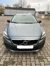 Volvo V40 D4 Cross Country Automatik - Volvo V40 in Oberhausen