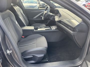 Bild 11 Opel Astra GS SHZ+LHZ/NAVI/PDC V+H+CAM/KLIMA AT