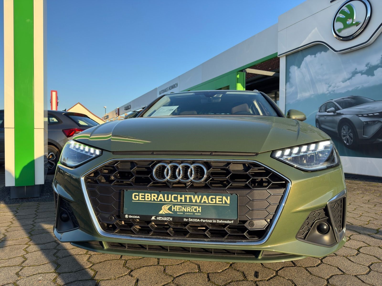 Fahrzeugabbildung Audi A4 Avant S line 204PS Stronic*LED*NAVI*Tour*Allw