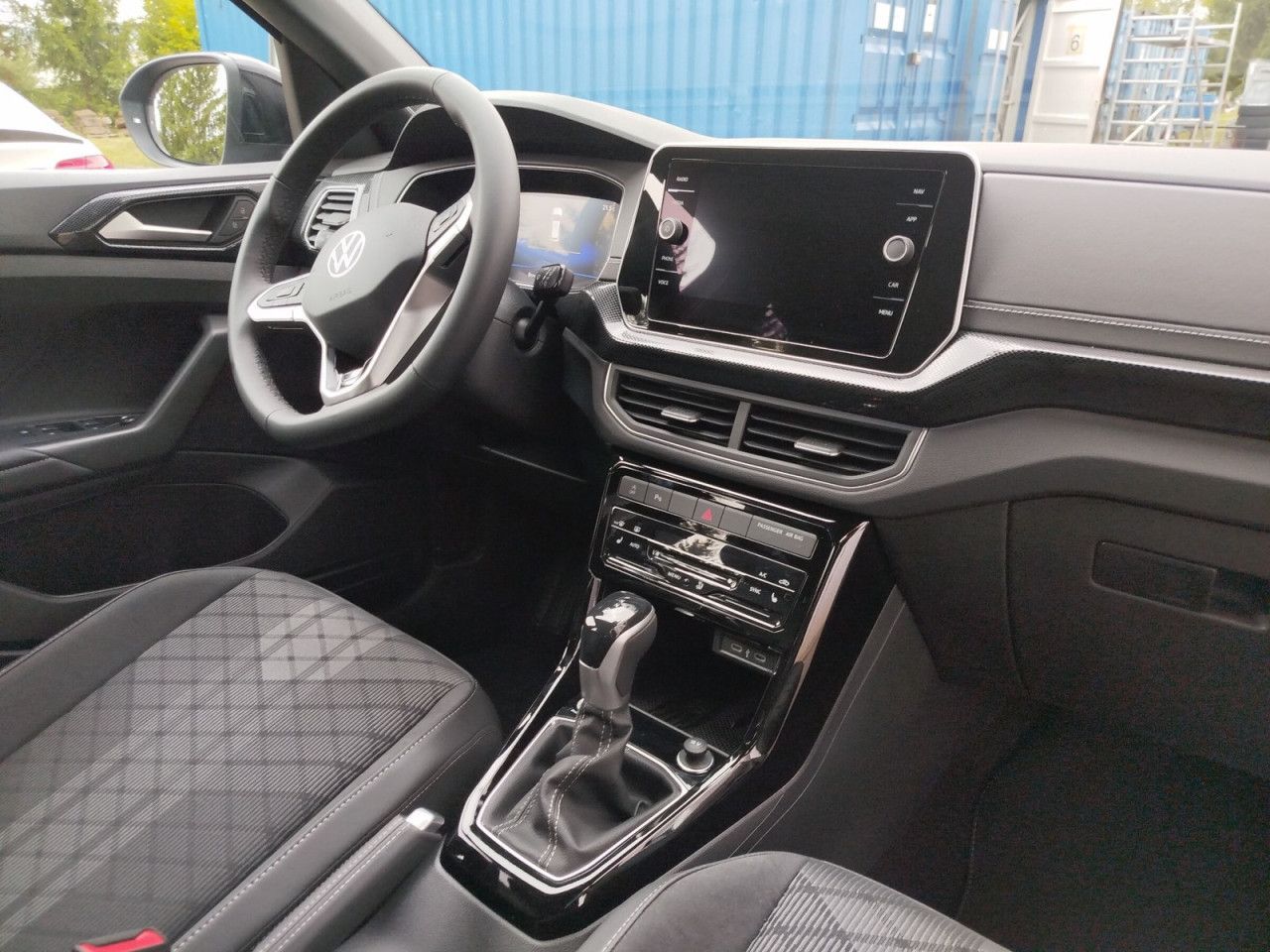 Fahrzeugabbildung Volkswagen T-Cross R-Line 1.5 l TSI ACT 110 kW (150 PS)
