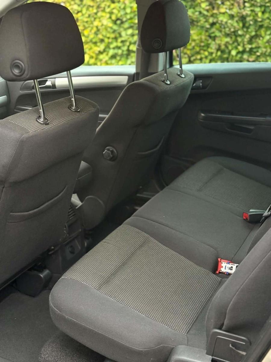 Opel Zafira 2009 — photo 6