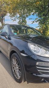 Porsche Cayenne, 1. Hand, Garagenwagen, 8fach bereift - Porsche Cayenne in Hannover