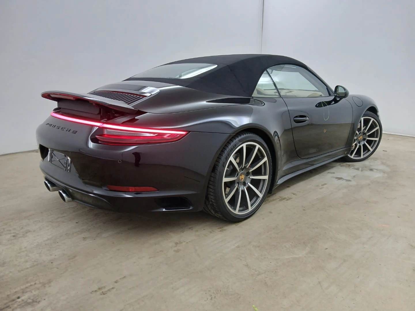 Fahrzeugabbildung Porsche 911 Carrera 4S Cabrio BOSE S.AGA Memory Sitzbel.