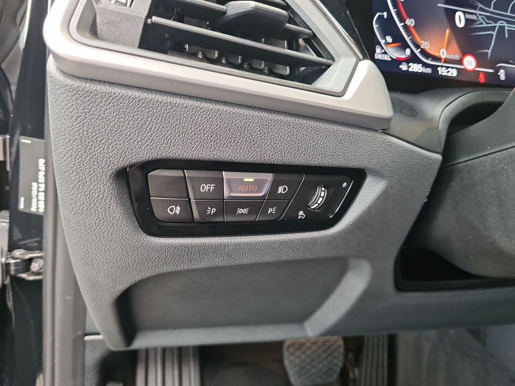 BMW 330 d xDrive Touring Advantage DAB Tempomat Shz. 