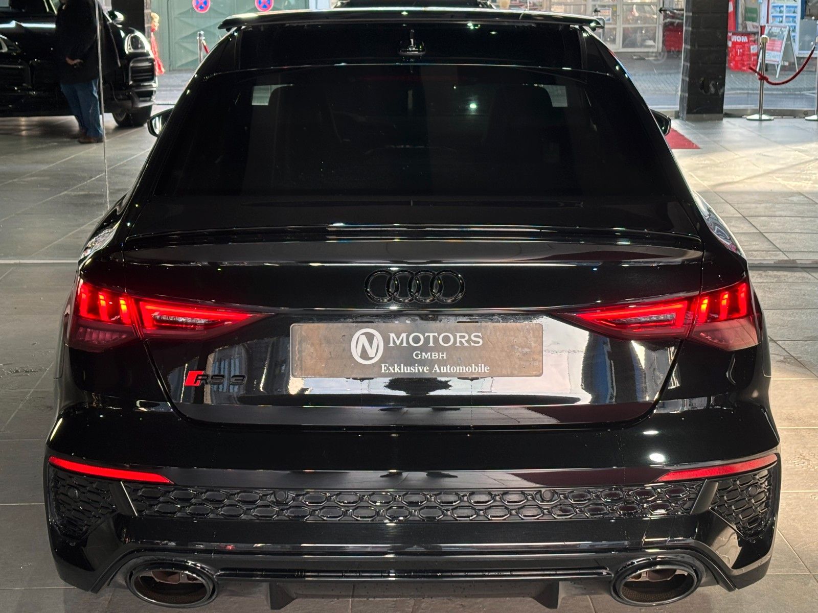 Fahrzeugabbildung Audi RS3 Lim. *Panorama*RS-Sitze*Carplay*SportAuspuff