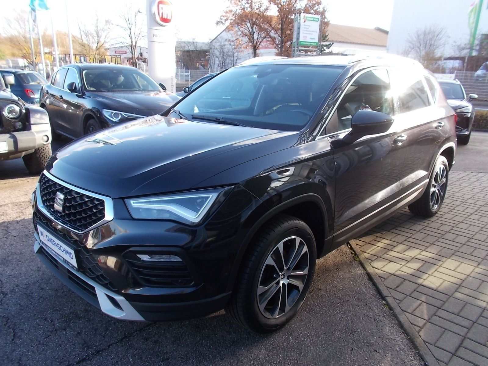 Fahrzeugabbildung SEAT Ateca Style 1.5 TSI ACT + SHZ + LED