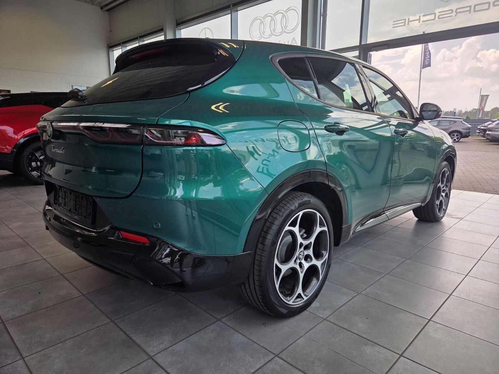 Fahrzeugabbildung Alfa Romeo Tonale Sprint/Sofort verfügbar