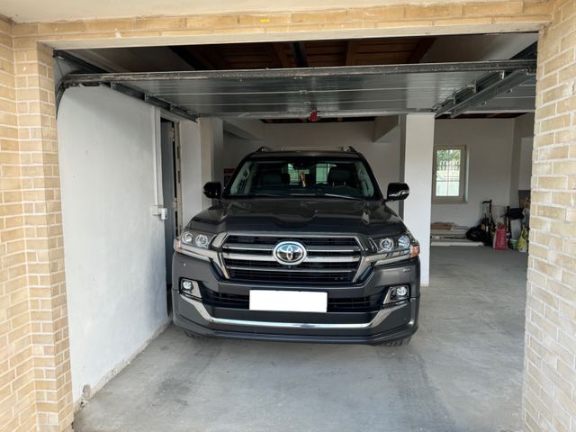 Toyota Land Cruiser 2.8 D-4D Automatik -