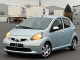 Toyota Aygo AYGO Automatik TÜV Klima 4 Türer - Toyota aus 2005: Aygo