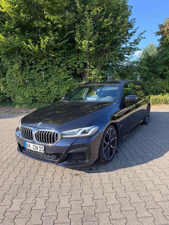 Image of BMW 530