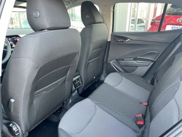 Skoda Fabia 1.0 TSI Tour *KLIMA*SHZ*LED*DAB+