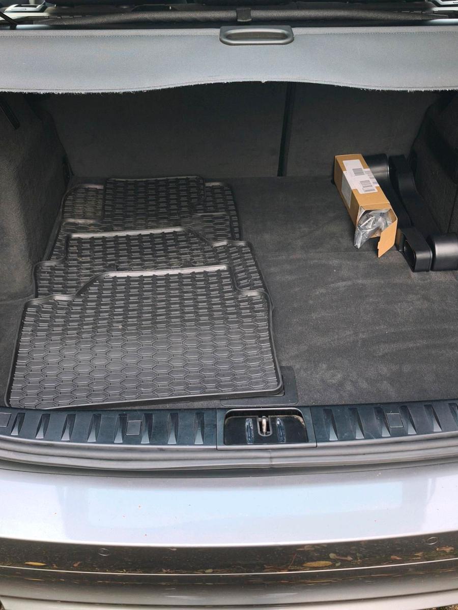 BMW  2010 — photo 13
