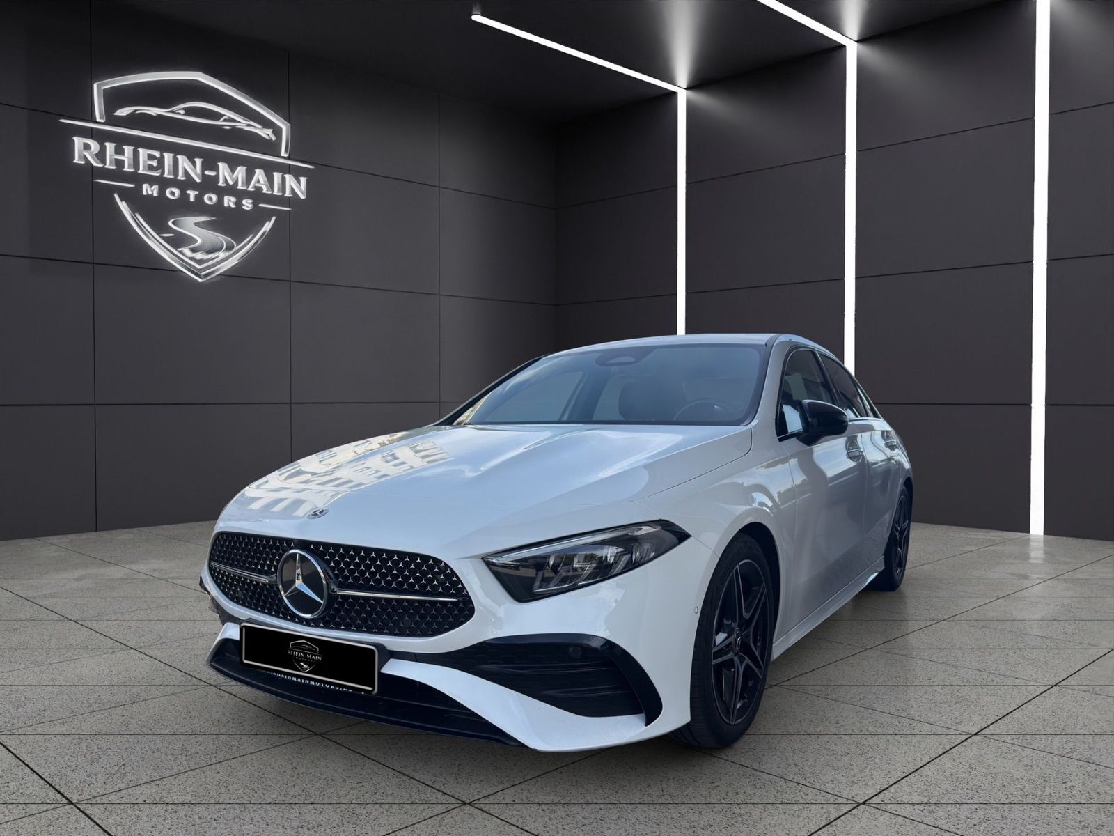 Mercedes-Benz A 200 Lim. AMG Line 12 Monate