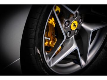 صورة مصغرة 12 لـ 2020 Ferrari F8
