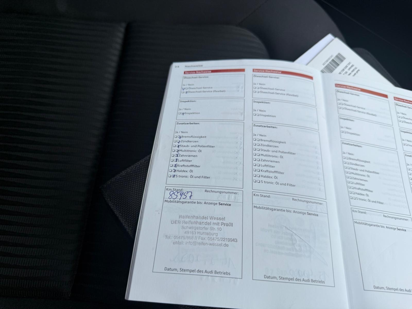 Audi A4 2013 — photo 22
