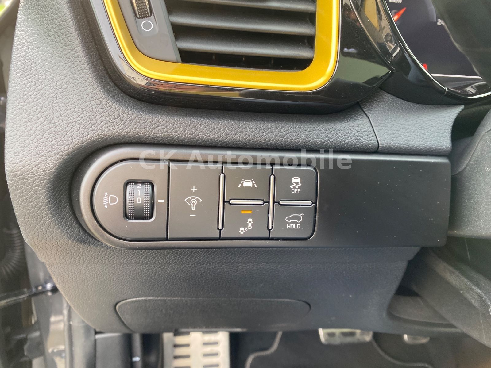 Fahrzeugabbildung Kia XCeed 1.6 Launch Edition/Navi/Pano/LED/ACC/AHK