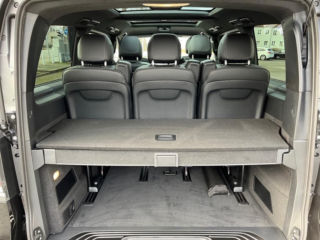 Fahrzeugabbildung Mercedes-Benz V 300 Exclusive 4x4 AMG AHK STH SHZ SpurA 360°KA
