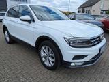 Volkswagen Tiguan 2.0 TSI 4Motion BMT DSG Highline 1.Hand/S - mit Benzin-Antrieb: Geländewagen, 1.0