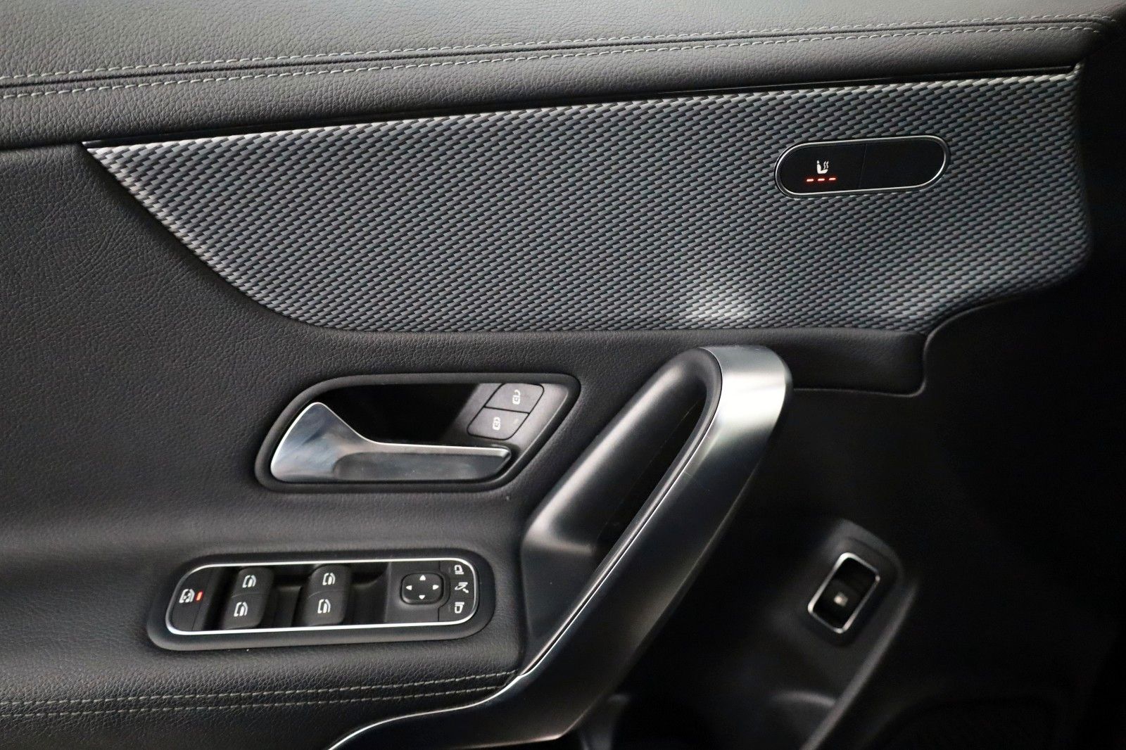 Fahrzeugabbildung Mercedes-Benz CLA 250e Coupe Progressive,T.Leder,Navi,Kamera