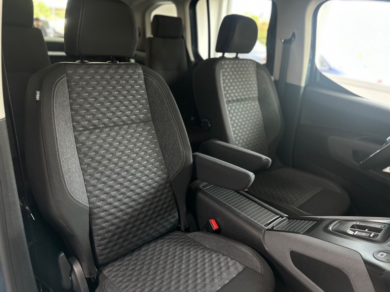 Peugeot Rifter - Bild 16