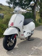 Vespa GTS300 Supersport - VESPA 300 GTS SUPERSPORT