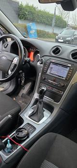 Ford Mondeo 2.0 TDCi Turnier Champions Edi... - Ford Mondeo aus 2013 mit Diesel-Antrieb: Kombi