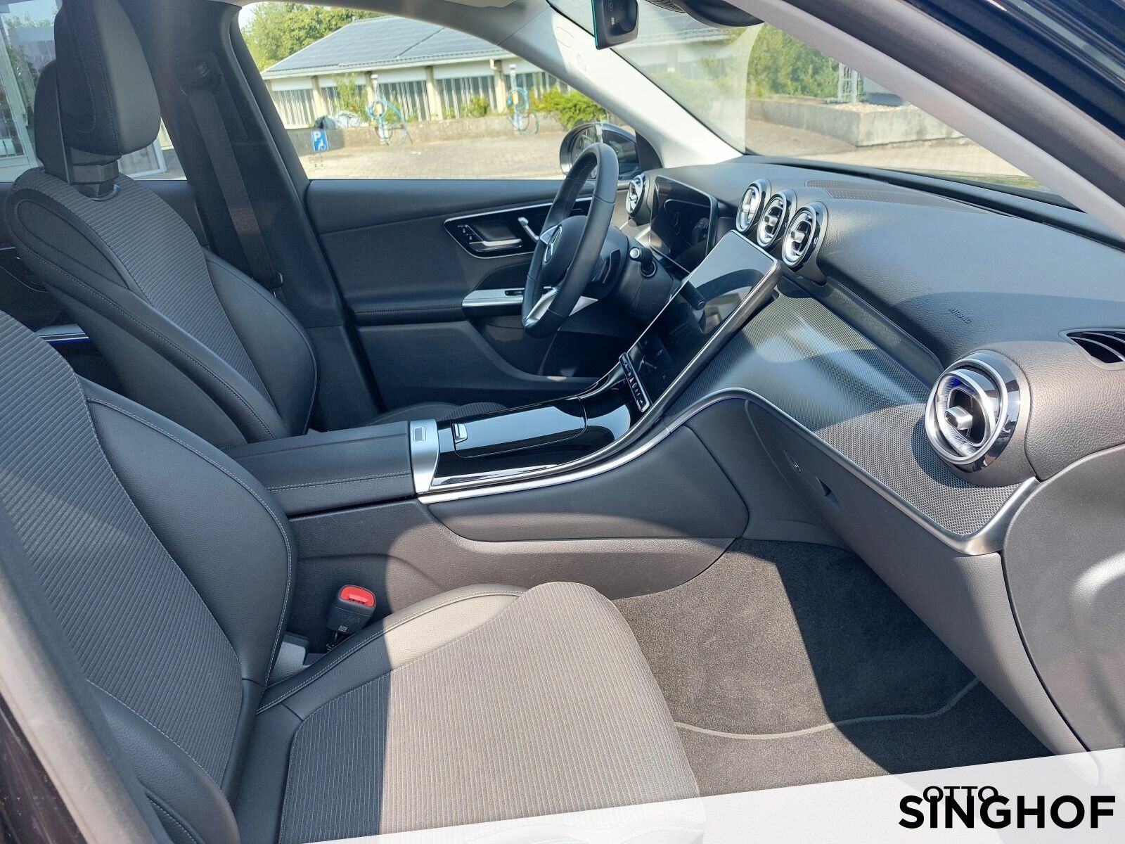 Fahrzeugabbildung Mercedes-Benz GLC 220 d 4M +Avantgarde+LED+360°+Memory+TOTW+