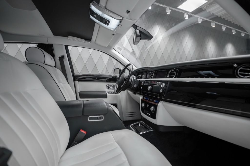 Phantom BLACK/WHITE STARLIGHT TABLES - Bild 15