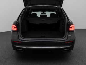 Fahrzeugabbildung BMW 530d Tour Luxury HUD ACC H/K AHK Komfortsitz 20"